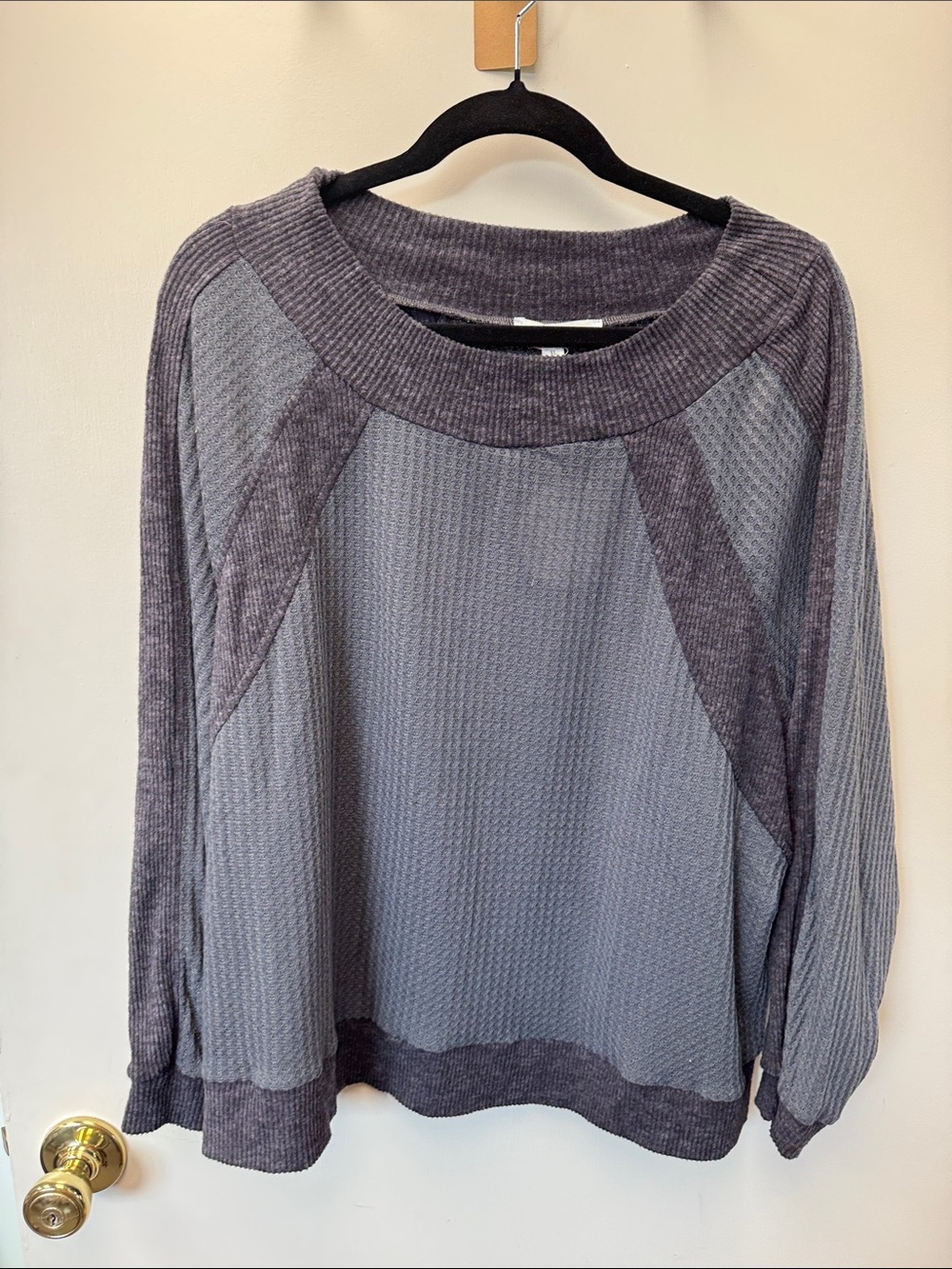 Umgee Two-Tone Gray Waffle Knit Pullover